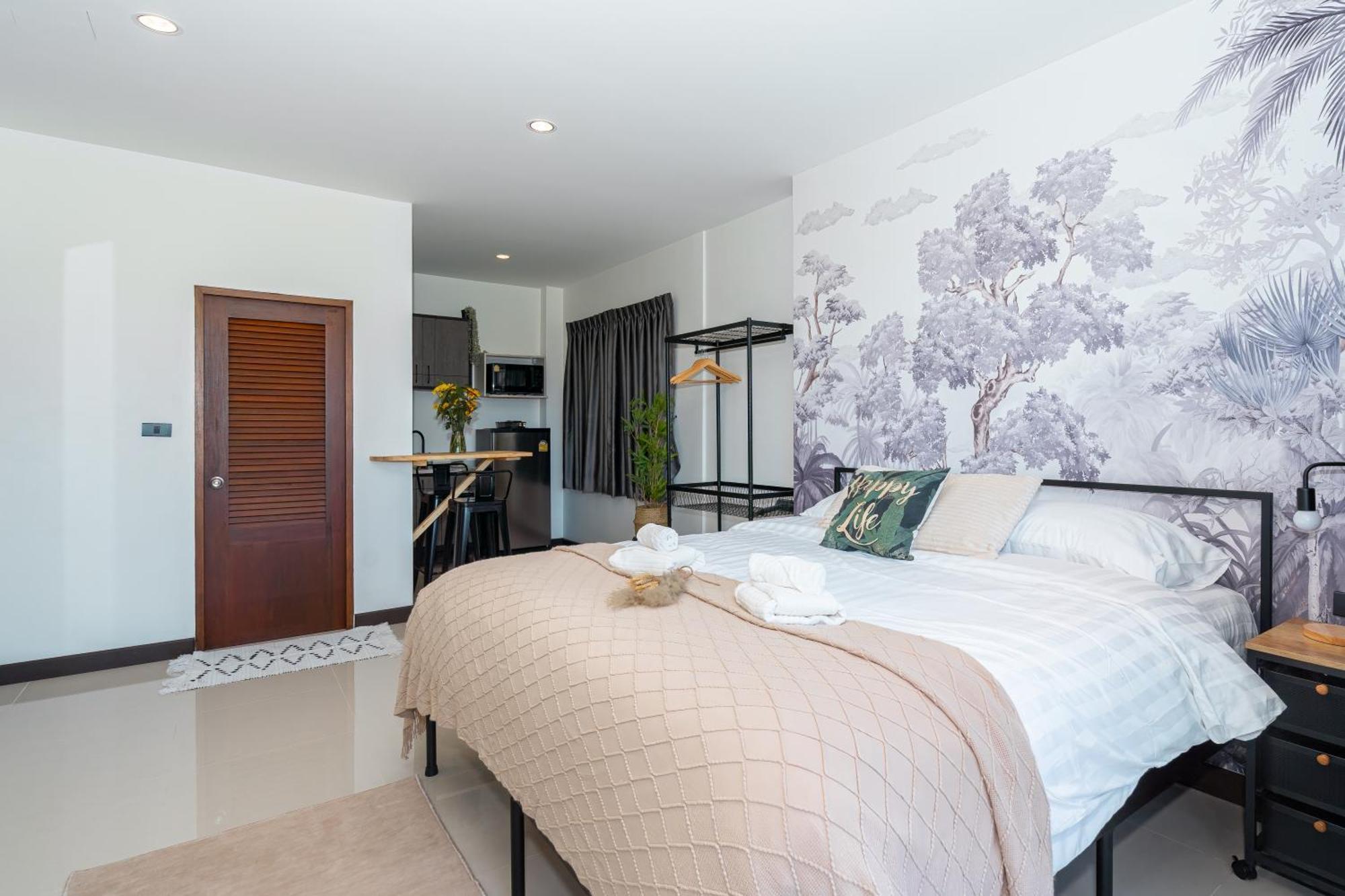 Mitsu Guesthouse Karon Bagian luar foto