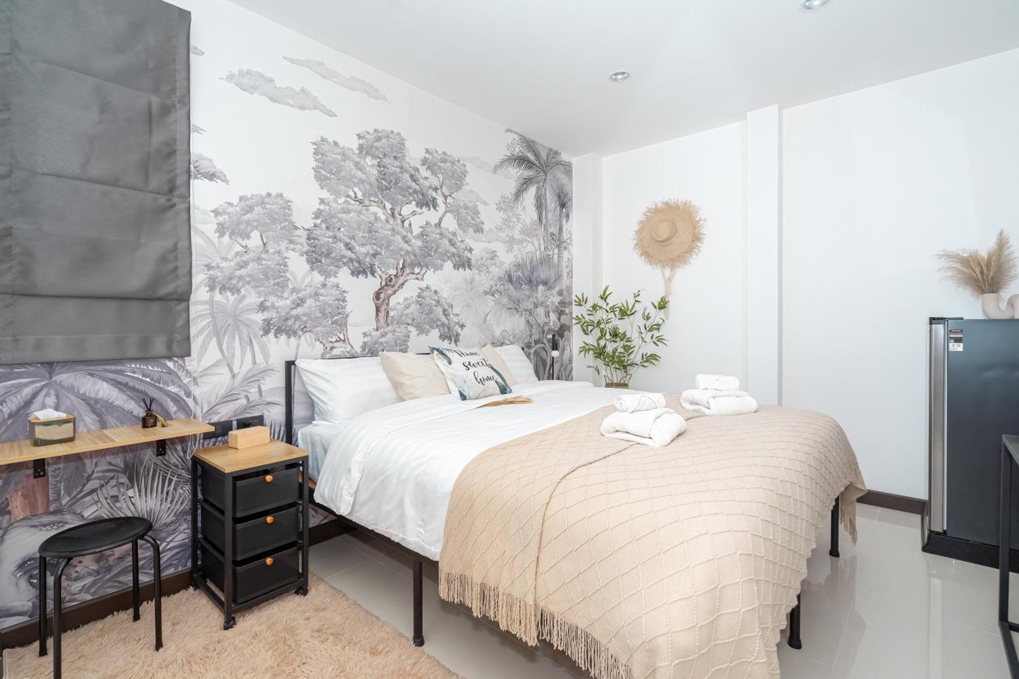 Mitsu Guesthouse Karon Bagian luar foto