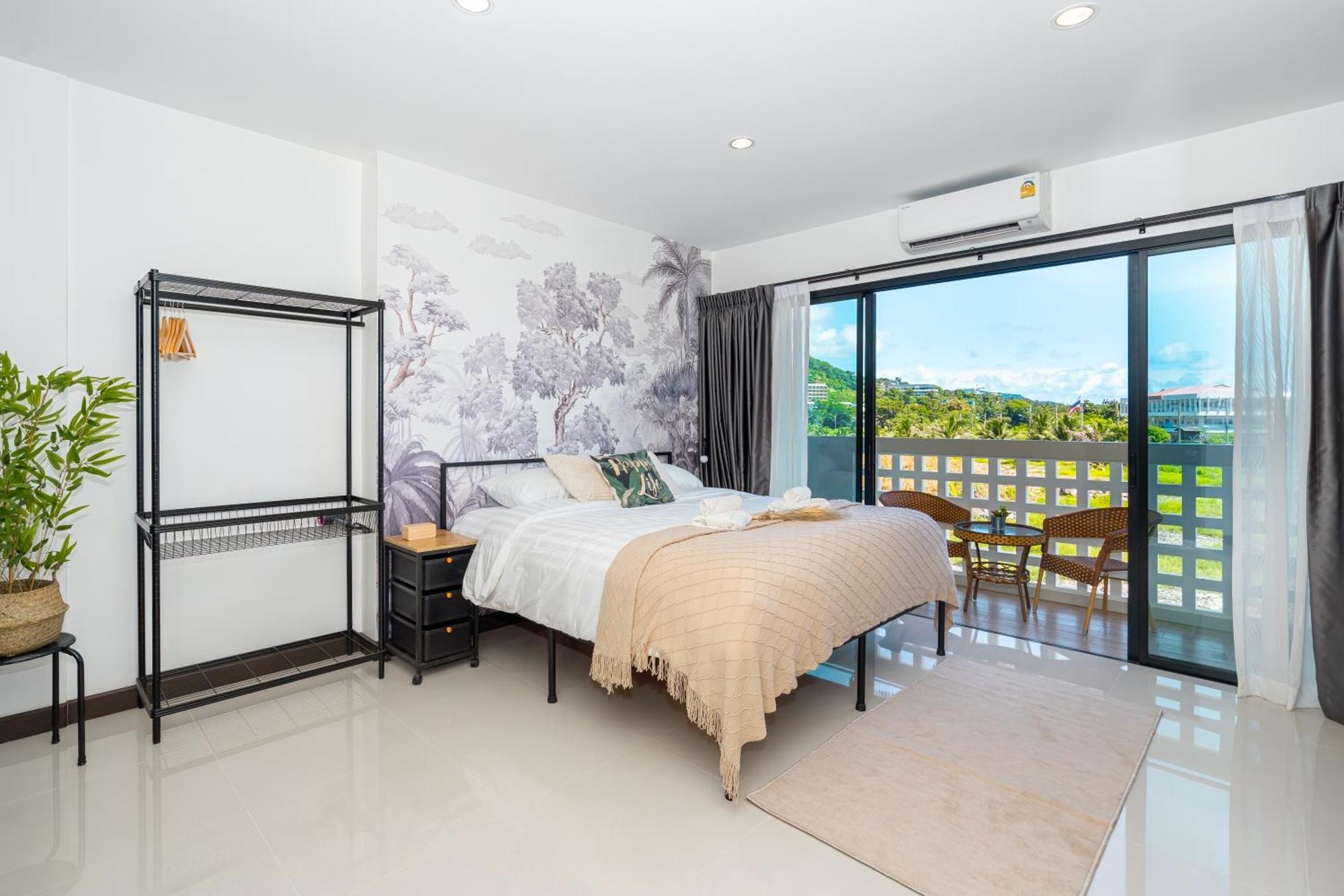 Mitsu Guesthouse Karon Bagian luar foto