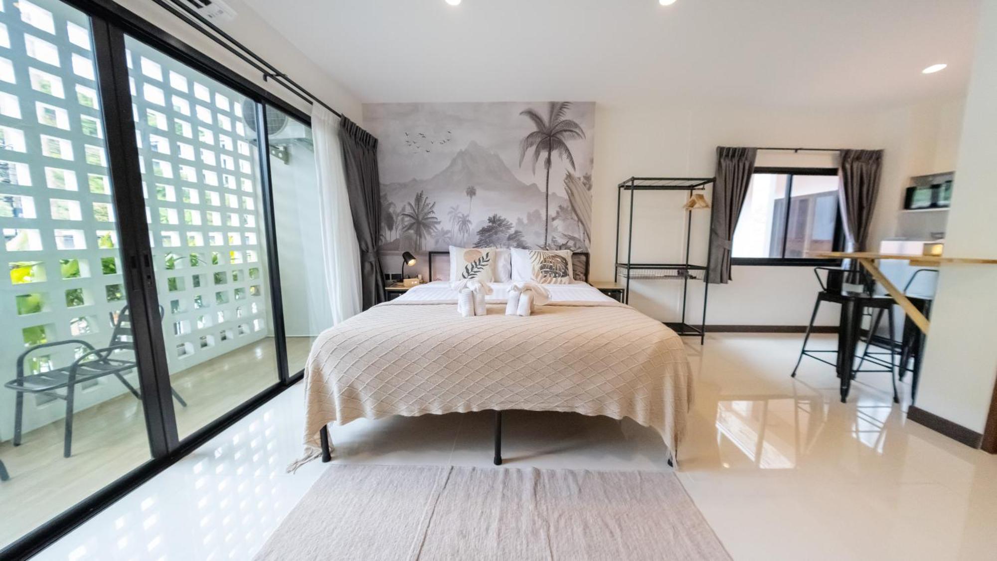 Mitsu Guesthouse Karon Bagian luar foto